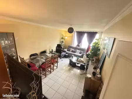 appartement 3 pièces 69 m²