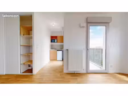 studio 1 pièce 24 m²