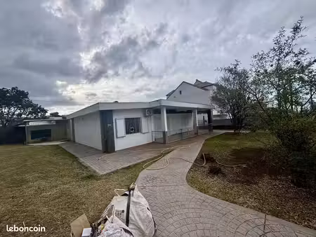 propriété 5 pièces 110 m²