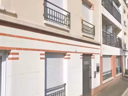 appartement f3 avec balcon et parking