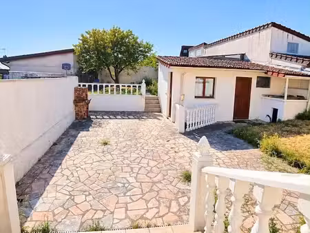 jolie maison proche des commodités
