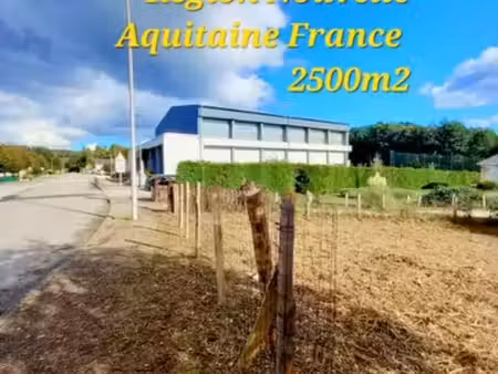 terrain constructible a vendre 2500m2
