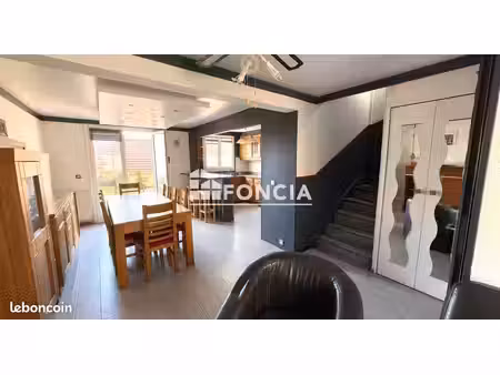 maison familiale 106.95 m² avec terrasse et garage à roissy-en-france
