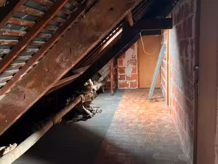 créez votre loft sous les toits : plateau de 70 m² au sol 35 m2 carrez à robien