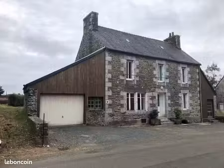 maison en pierre. 5 pièces