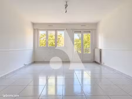 appartement 2 pièces 52 m²