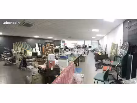 local commercial 190 m²