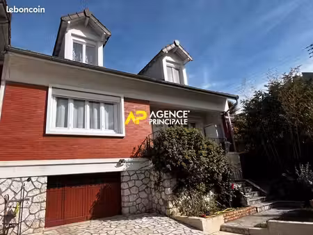 maison 7 pièces 180 m²