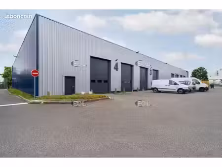 local bureaux 530 m²