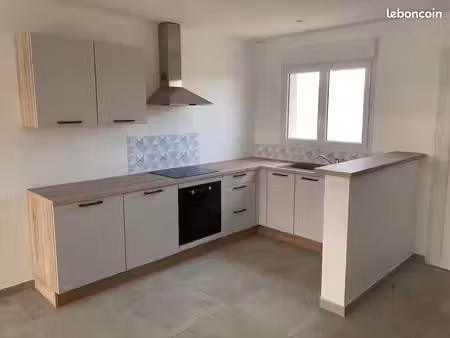 maison récente echillais 3 chambres 93 m²