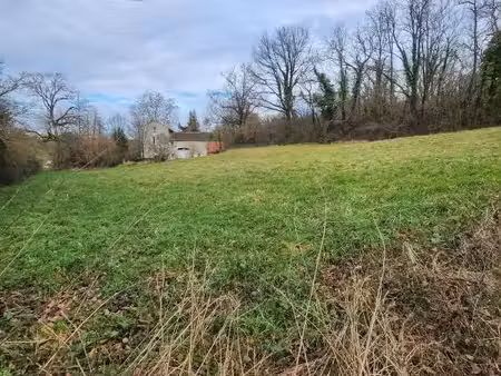 terrain 2 303 m² riberac