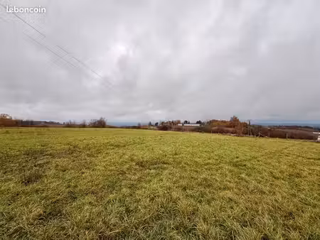 terrain 1 725 m² colombier