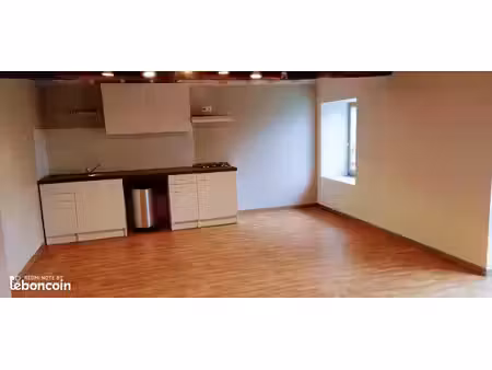 appartement t2 en duplex — 55 m2 — langrolay-sur-rance
