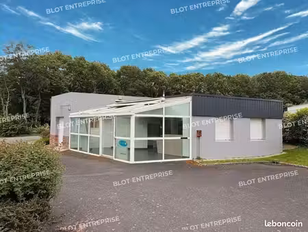 bureaux 167 m²