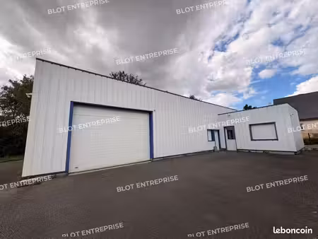 local d'activité 210 m²