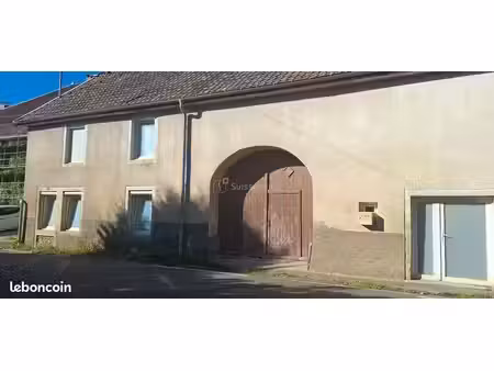ferme 8 pièces 200 m²
