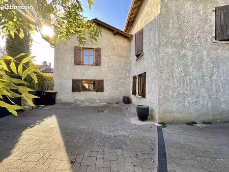 ferme 6 pièces 253 m²