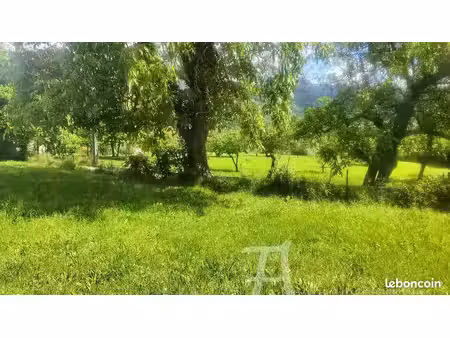 terrain 894 m² sospel
