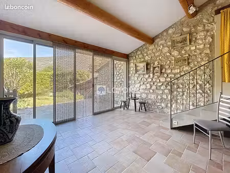 maison 4 pièces 92 m²