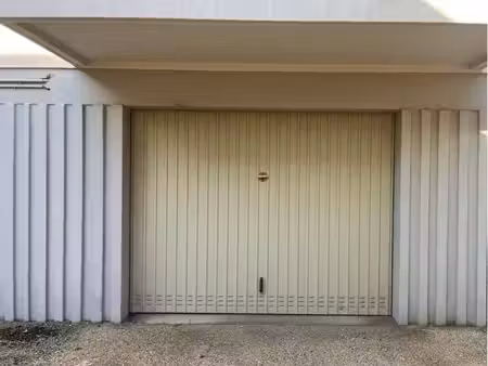 à louer garage 1 min de la gare
