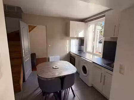 maison 45 m² à louer – terrasse + garage 10 m² + 2 parkings – corbeil-cerf