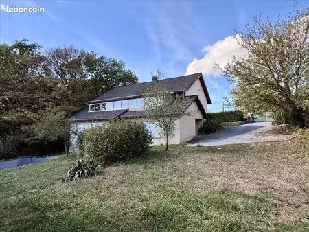 maison 6 pièces 157 m²
