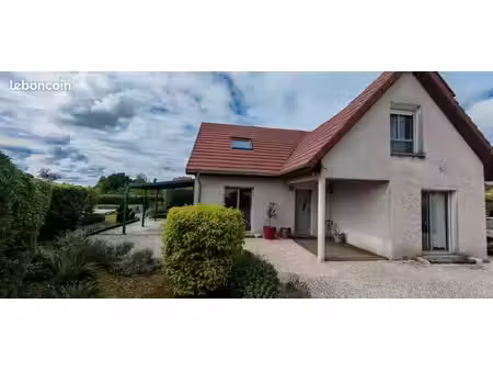 maison t5 169m2 + 3 garages 15 ares