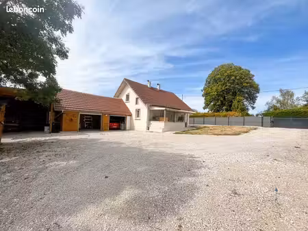 maison à villers-chief