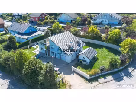 maison 7 pièces 190 m²