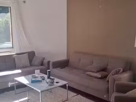 loue f3 70m²
