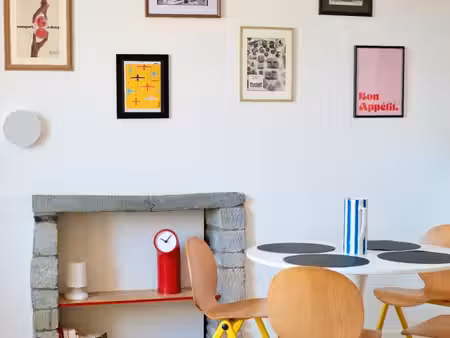 à louer au mois appartement à la gacilly