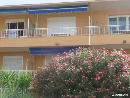 appartement t2 à six fours les plages / sanary