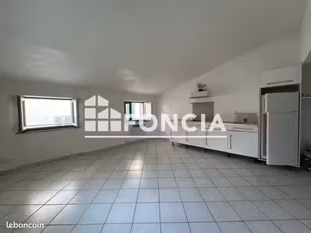 appartement 2 pièces 38.2m² à louer 580 - toulon 83000