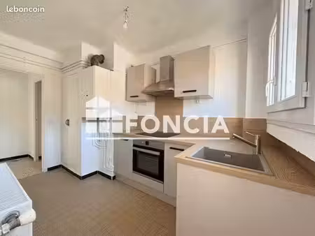 appartement 3 pièces 50m² à louer 795 - toulon 83100