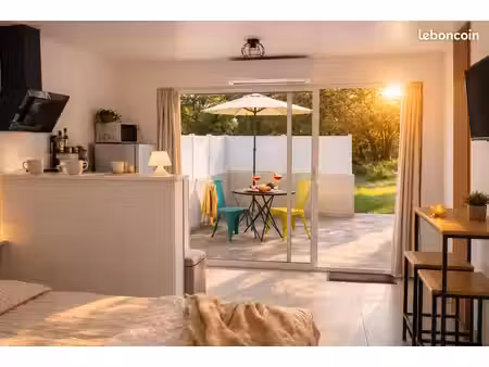 studio meublé 20 m² – terrasse & parking