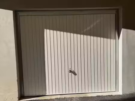 à louer garage la tronche