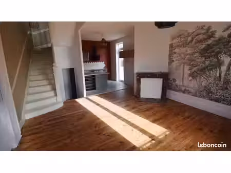 maison 3 pièces 82 m²