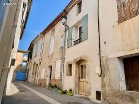 maison de village rénovée à tavernes