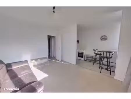 appartement 1 pièce 27m²