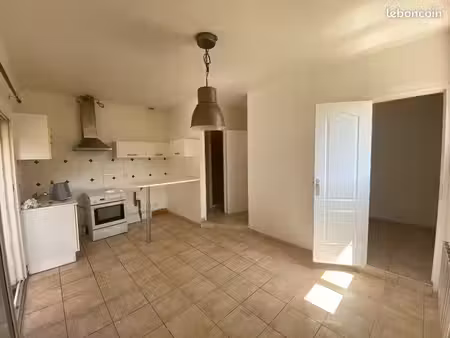 location studio à marguerittes