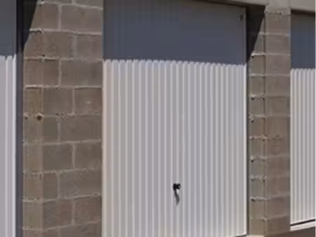 garage box local
