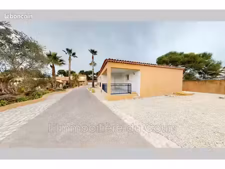 villa 3 pièces 81 m²