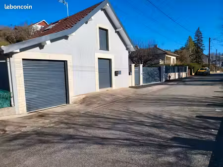 location maison/appartement 55m²