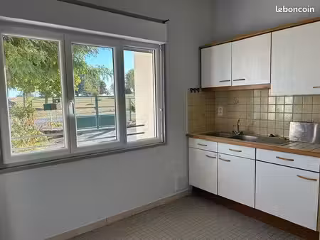 logement a louer cours-de-monségur