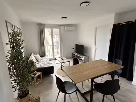 location appartement 4 pièces 66.16 m²