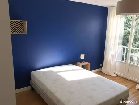 chambre etudiante avec balcon quartie villejean