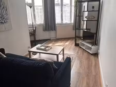 studio meublé à louer refait entièrement à neuf – chauffage  teom et entretien des communs