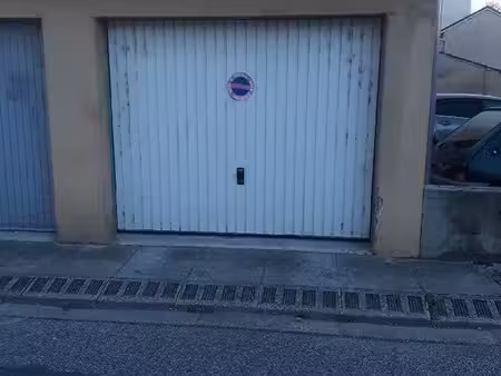 a louer box garage - rue alexandre dumas ideal artisan