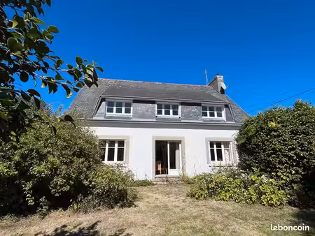 maison 7 pièces 205 m²