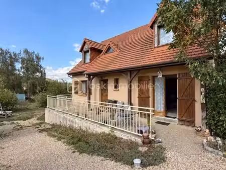 maison 6 pièces 104 m²